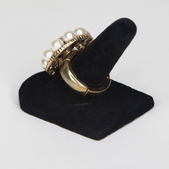 Adjustable Band Fashion Ring Size 6.5 Faux Diamonds Faux Pearls Faux Gold Band - Picture 2 of 15
